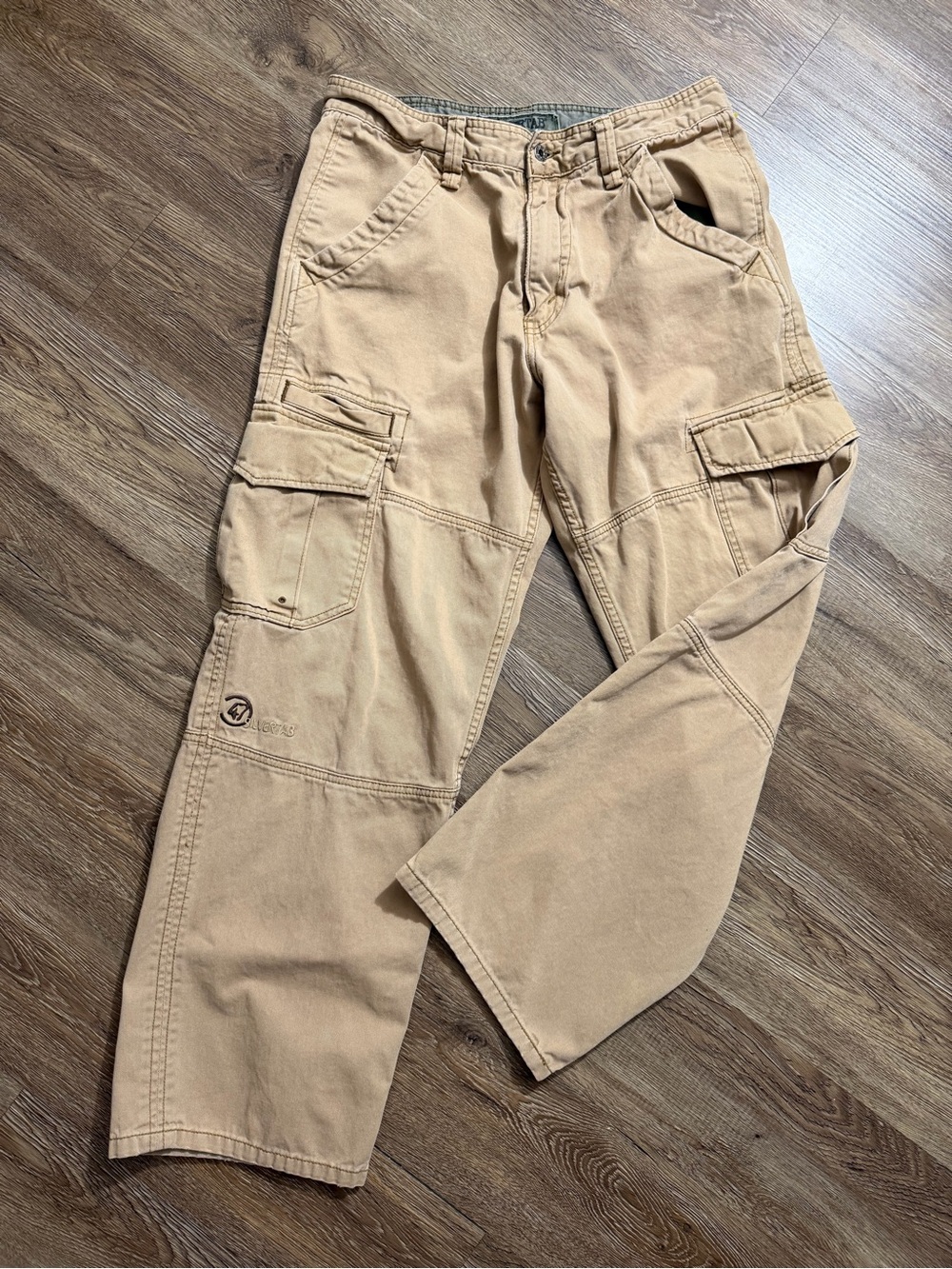 Vintage Levis Silvertab Pants Mens 31x32 Beige Trooper Baggy Cargo Logo Y2K